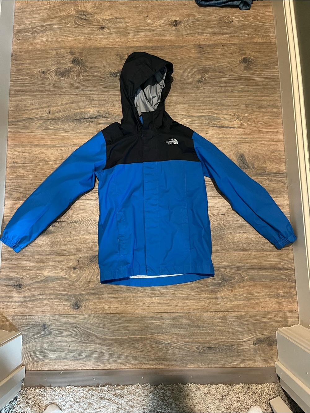 The North Face Boys small hooded rain jacket